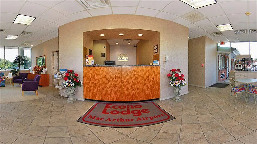 Rodeway Inn Macarthur Airport Ronkonkoma