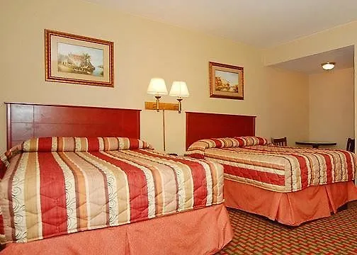 Rodeway Inn Macarthur Airport Ronkonkoma 2*,